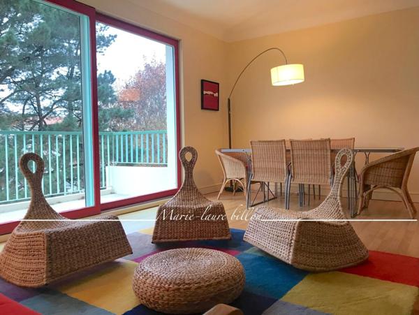 Appartement à vendre 3 pièces CHALLANS (85), une cave et un garage, vue sur le parc arboré et fleuri