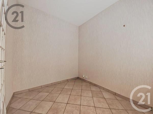 Maison à vendre  7 pièces - 146,49 m 2   REIMS  - 51