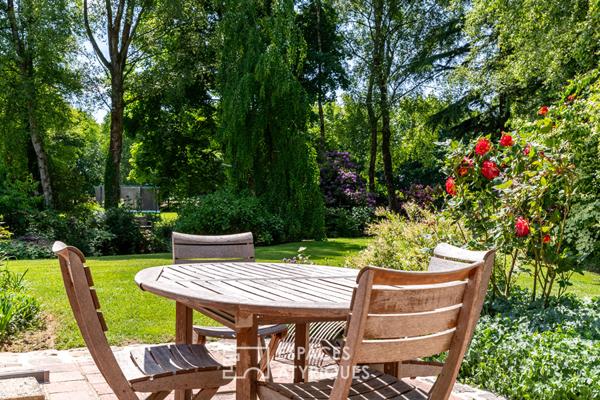 Élégante propriété normande avec gîte