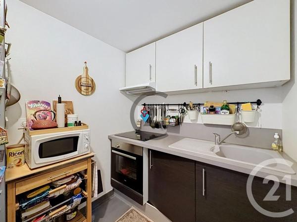 Appartement à vendre  4 pièces - 64,84 m 2   TROYES  - 10