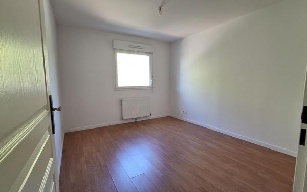 Appartement à louer    3 pièces •  Saint-Pierre-du-Perray