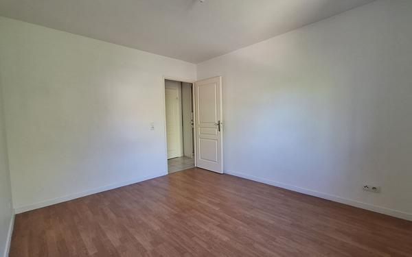 Appartement à louer    3 pièces •  Saint-Pierre-du-Perray