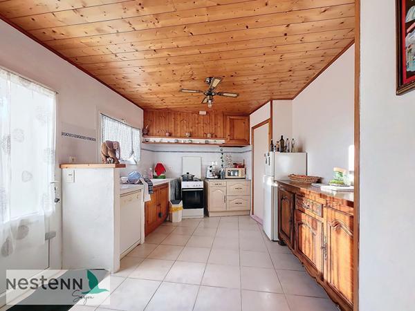 A vendre maison, 87 m², dans un hameau calme du GUA avec ses 2 chambres, sur un terrain de 337m², A 15 minutes des plages de Royan.