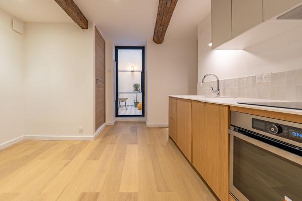 Nice (06300) APPARTEMENT REFAIT A NEUF VIEUX NICE