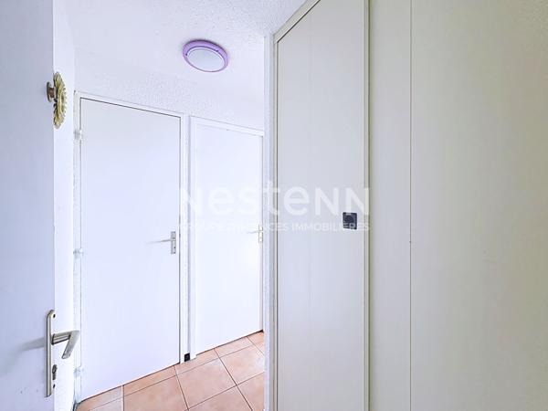 Charmant appartement 3 pièces de 41.61 m² avec vue sur le port, place de parking privative & local à vélo à Gruissan