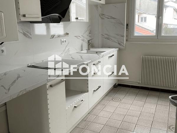 Location Appartement 2 pièces 77.9 m² - 39 RUE DU PONT DE PIERRE Essey Les Nancy 54270