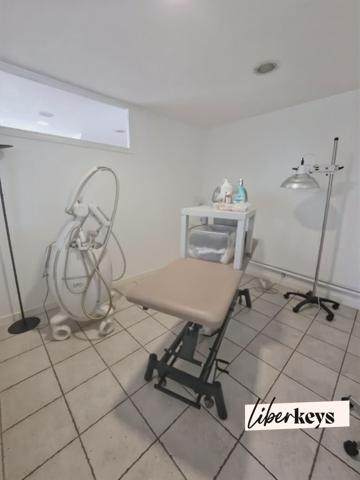 LOCAL D'ACTIVITE 135 M² POSSIBILITE APPARTEMENT