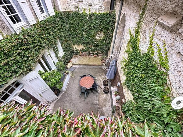 Maison bourgeoise du XVIII?  Charme, espace et vie de famille au cœur de Castelnaudary