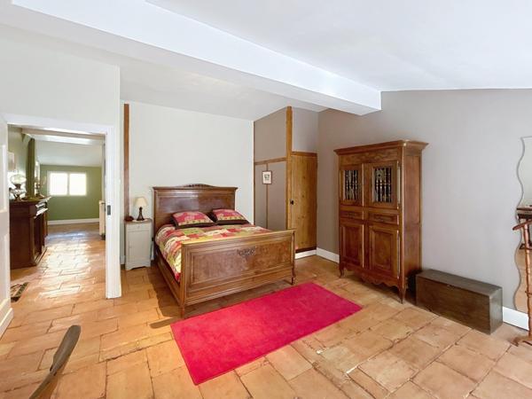 Maison bourgeoise du XVIII?  Charme, espace et vie de famille au cœur de Castelnaudary