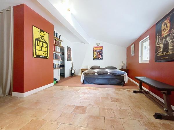 Maison bourgeoise du XVIII?  Charme, espace et vie de famille au cœur de Castelnaudary