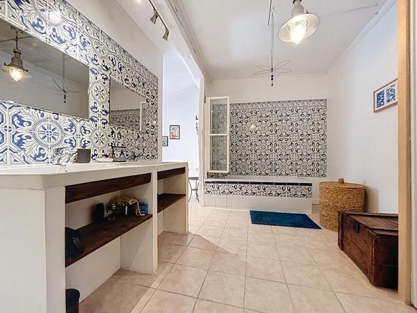 Maison bourgeoise du XVIII?  Charme, espace et vie de famille au cœur de Castelnaudary