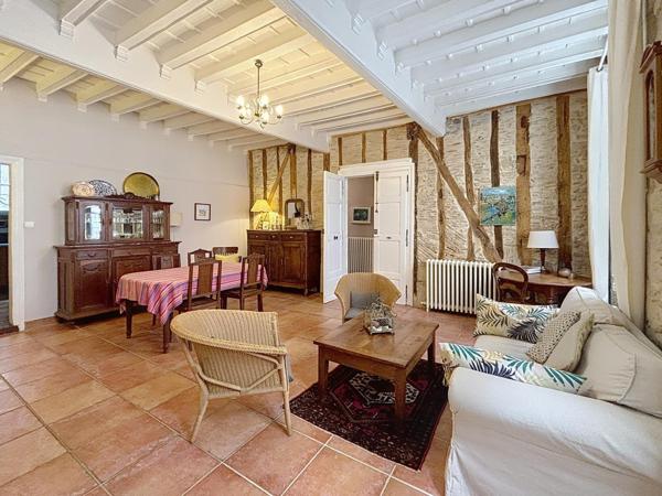 Maison bourgeoise du XVIII?  Charme, espace et vie de famille au cœur de Castelnaudary