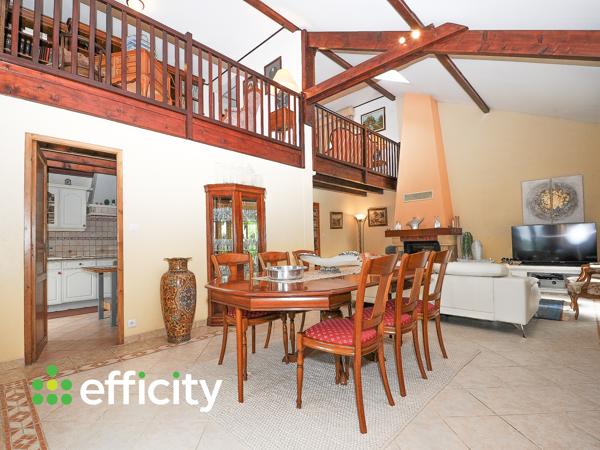 Maison 5 pièces - 200 m² Exclusivité efficity