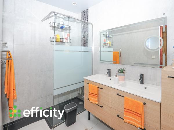 Maison 5 pièces - 200 m² Exclusivité efficity