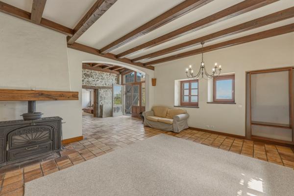 Vente Corps de ferme Sergy 8 Pièces 400 m²