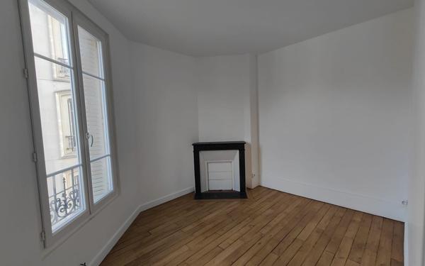 Appartement à vendre    2 pièces • 35,45 m2 Saint-Ouen