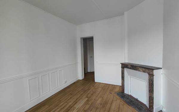 Appartement à vendre    2 pièces • 35,45 m2 Saint-Ouen
