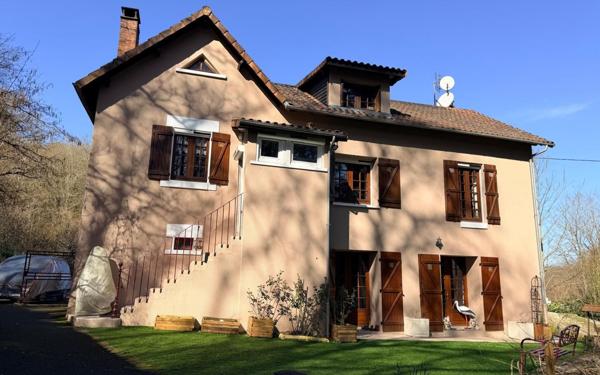 Maison à vendre    5 pièces • 165 m2 Saint-Junien