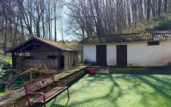 Maison à vendre    5 pièces • 165 m2 Saint-Junien