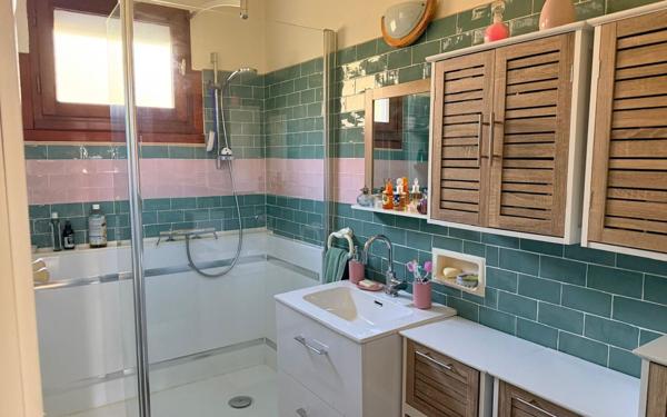 Maison à vendre    5 pièces • 165 m2 Saint-Junien