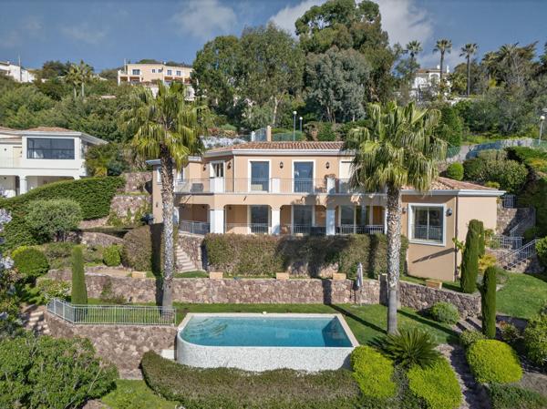 Vente Villa de luxe Mandelieu-la-Napoule 5 Pièces 240 m²