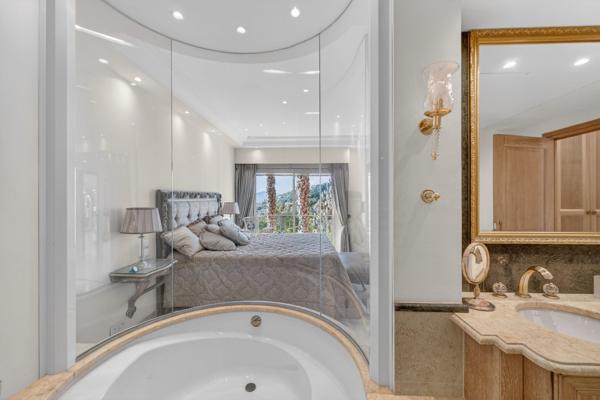 Vente Villa de luxe Mandelieu-la-Napoule 5 Pièces 240 m²