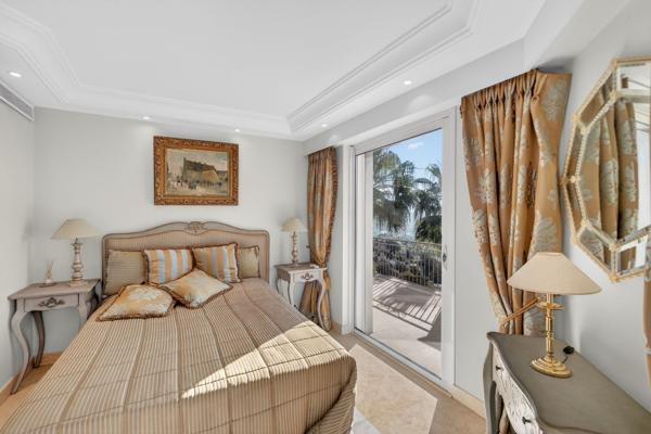 Vente Villa de luxe Mandelieu-la-Napoule 5 Pièces 240 m²