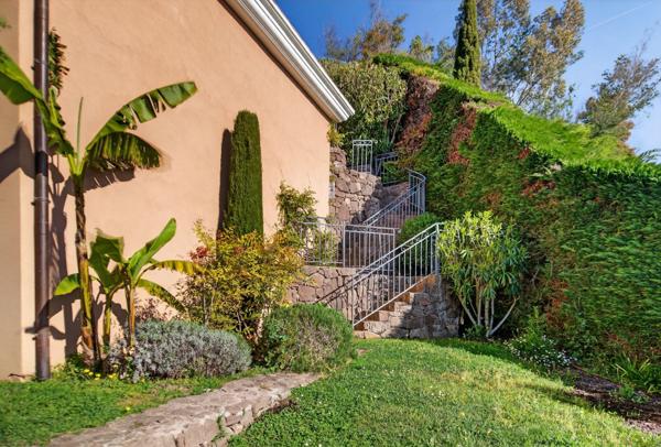 Vente Villa de luxe Mandelieu-la-Napoule 5 Pièces 240 m²