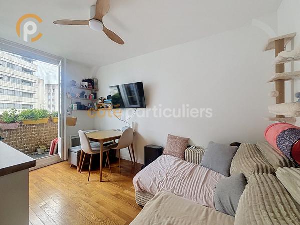 Vente
                Appartement35 m² - 2 Pièces -
                    PARIS (75013)