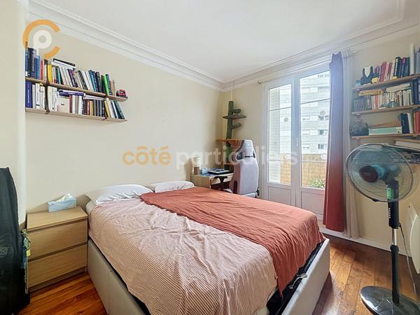 Vente
                Appartement35 m² - 2 Pièces -
                    PARIS (75013)