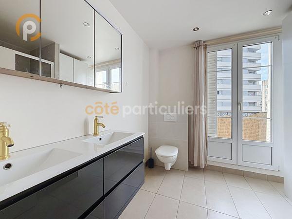 Vente
                Appartement35 m² - 2 Pièces -
                    PARIS (75013)