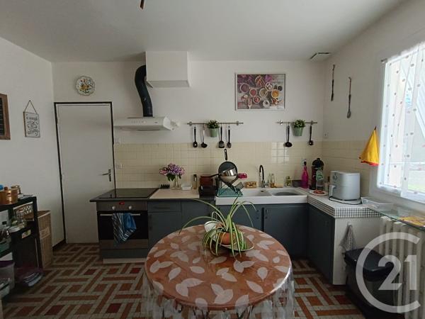 Maison à vendre  5 pièces - 91,23 m 2   COUTRAS  - 33
