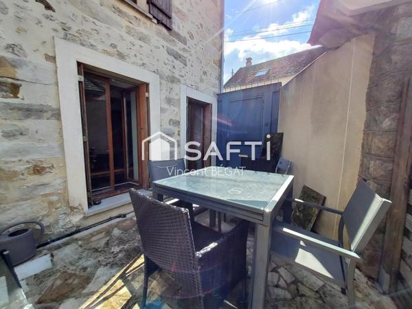 Maison en pierre, gare 10mn, 4 chambres