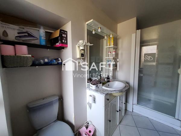 Maison en pierre, gare 10mn, 4 chambres