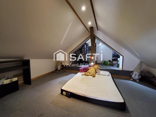 Maison en pierre, gare 10mn, 4 chambres