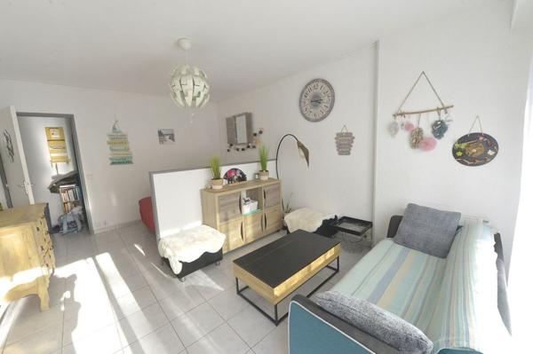 Appartement - ST PALAIS SUR MER