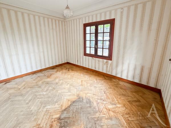Maison plain pied 5 pièces 114 m2