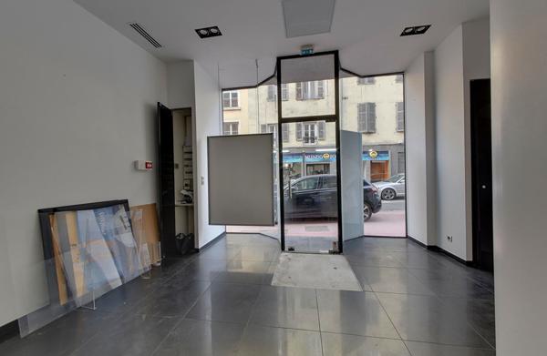 Local Commercial MACON CENTRE