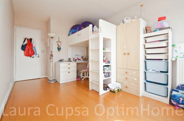 15 MIN RER B BOURG LA REINE - L'HAY LES ROSES - 4 PIECES - 81,13 M² - CAVE ET PLACE DE PARKING