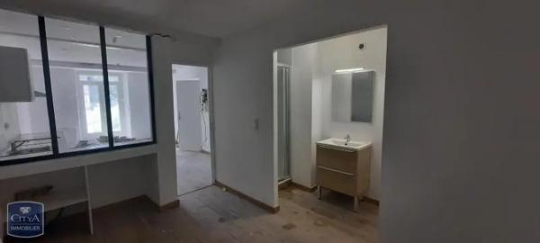 Appartement à louer 2 pièces 30.97m² Pamiers (09100)