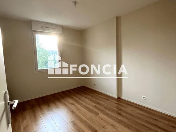 Location Appartement 3 pièces 67.78 m² - 13/25 RUE VICTOR HUGO Evreux 27000