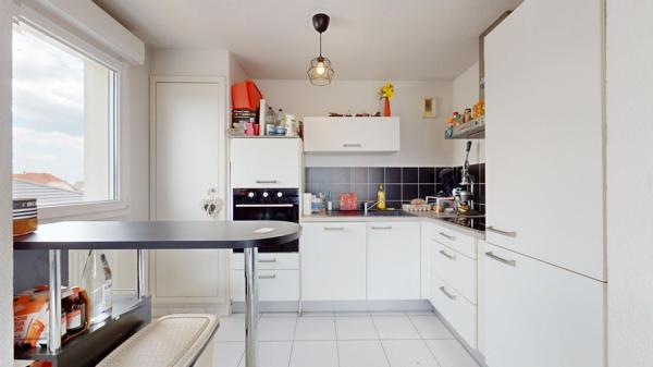 Appartement 70m2 T3 récent avec terrasse