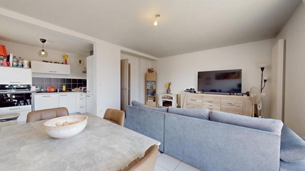Appartement 70m2 T3 récent avec terrasse