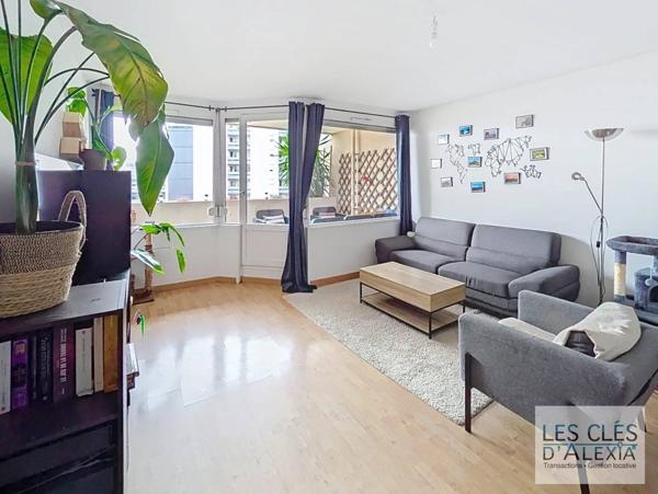 Joli T3 avec balcon, cave et parking