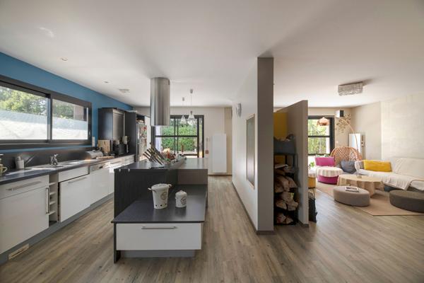 Maison T7 à vendre GUICHEN - 174 m² (réf : GLH26573E)