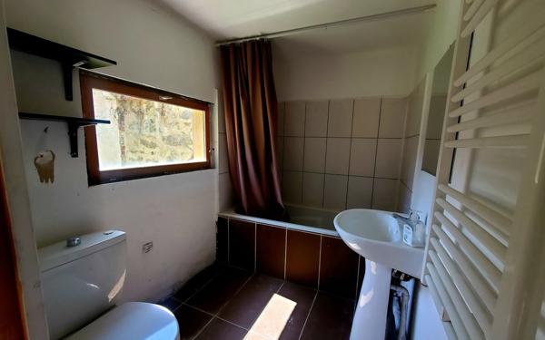 Maison à vendre    7 pièces •  Fère-en-Tardenois