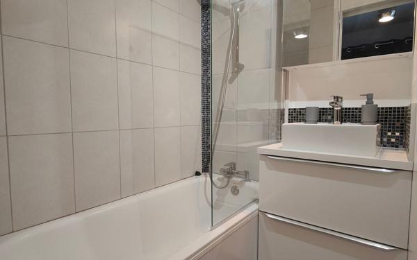 Appartement à louer    1 pièce •  La Seyne-sur-Mer