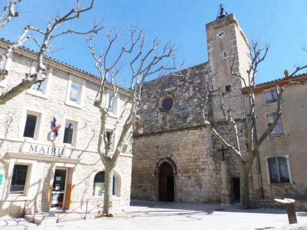 RARE......UNE MAISON: 2 APPARTEMENTS.