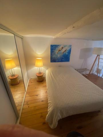 RARE......UNE MAISON: 2 APPARTEMENTS.