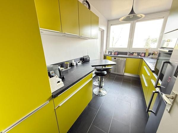 Appartement Saint Cyr L Ecole 3 pièce(s) 68.76 m2